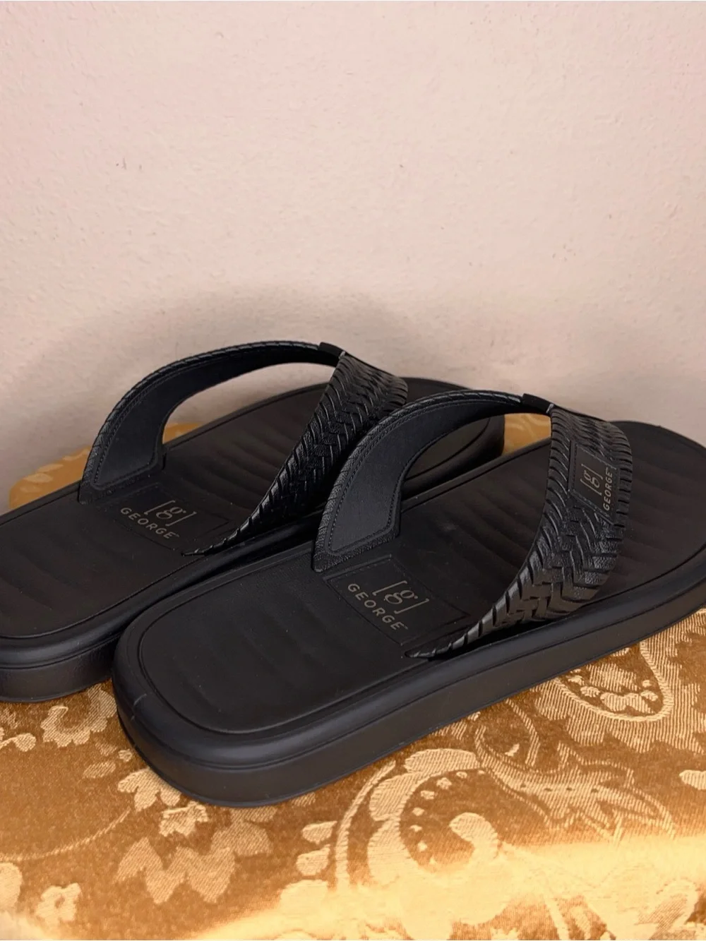Nwot Mens Size 8 George Black Sandals Flip Flops Synthetic PVC Outdoor Beach